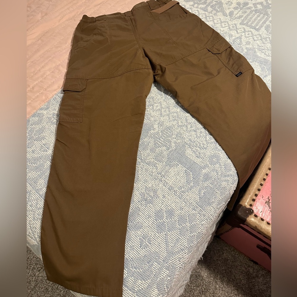 5.11 Tactical Men's Tan Cargo Pants Sz 36x30 - Picture 8 of 13